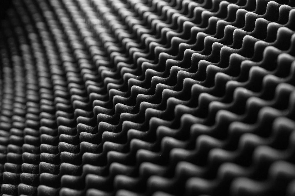 Waveform of speech corrupted by street noise