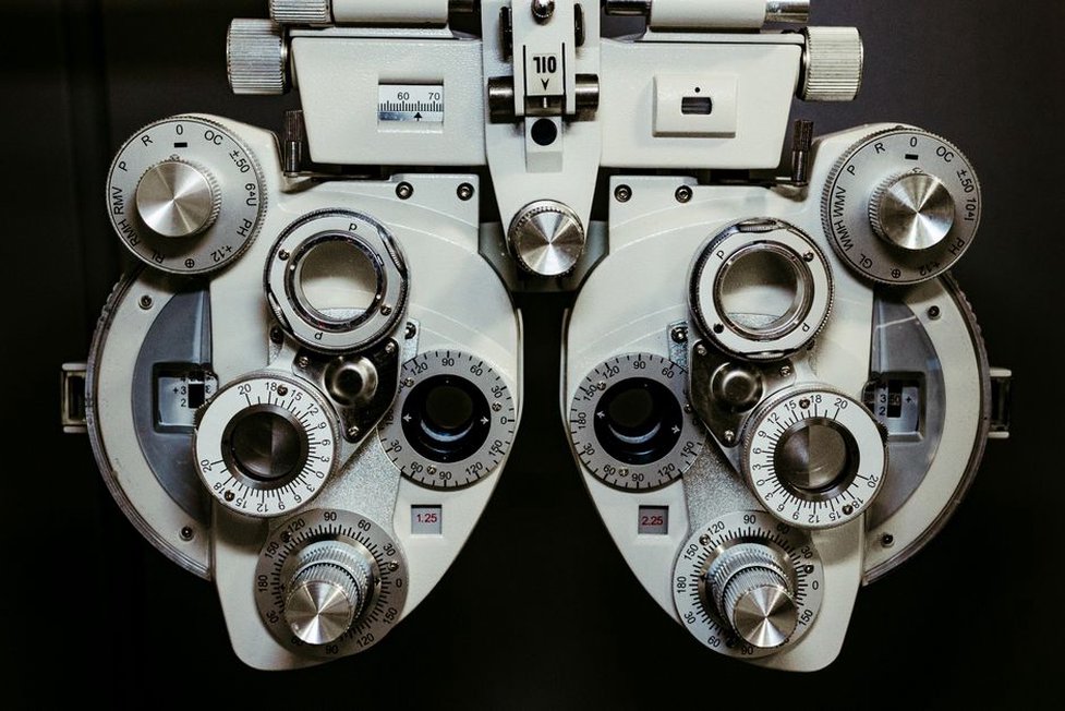 Stereo cameras support depth-aware motion estimation