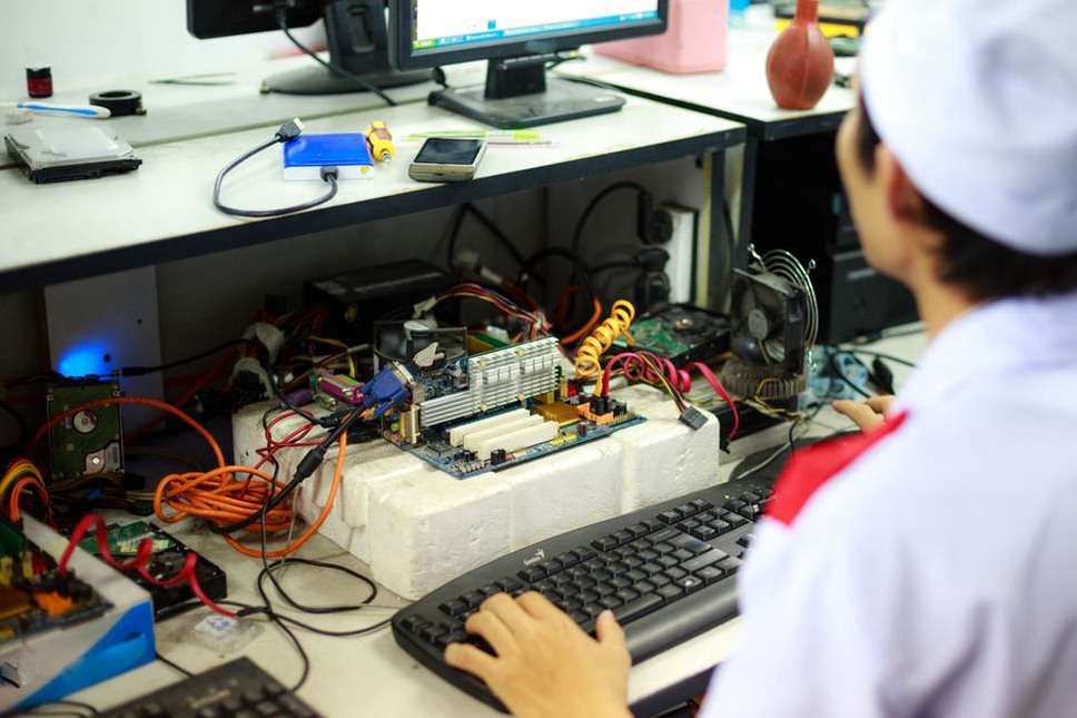 A workstation used for experimental recognition systems