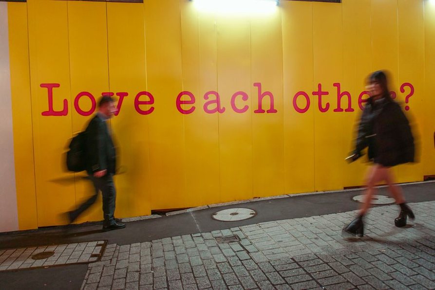 Crossing pedestrians briefly hide one another